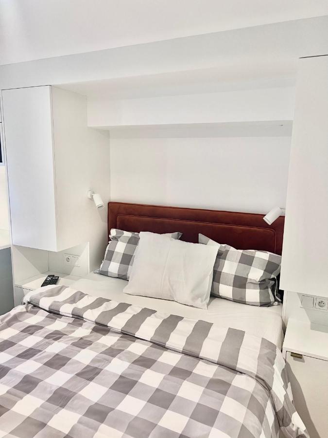 Costa Apartment